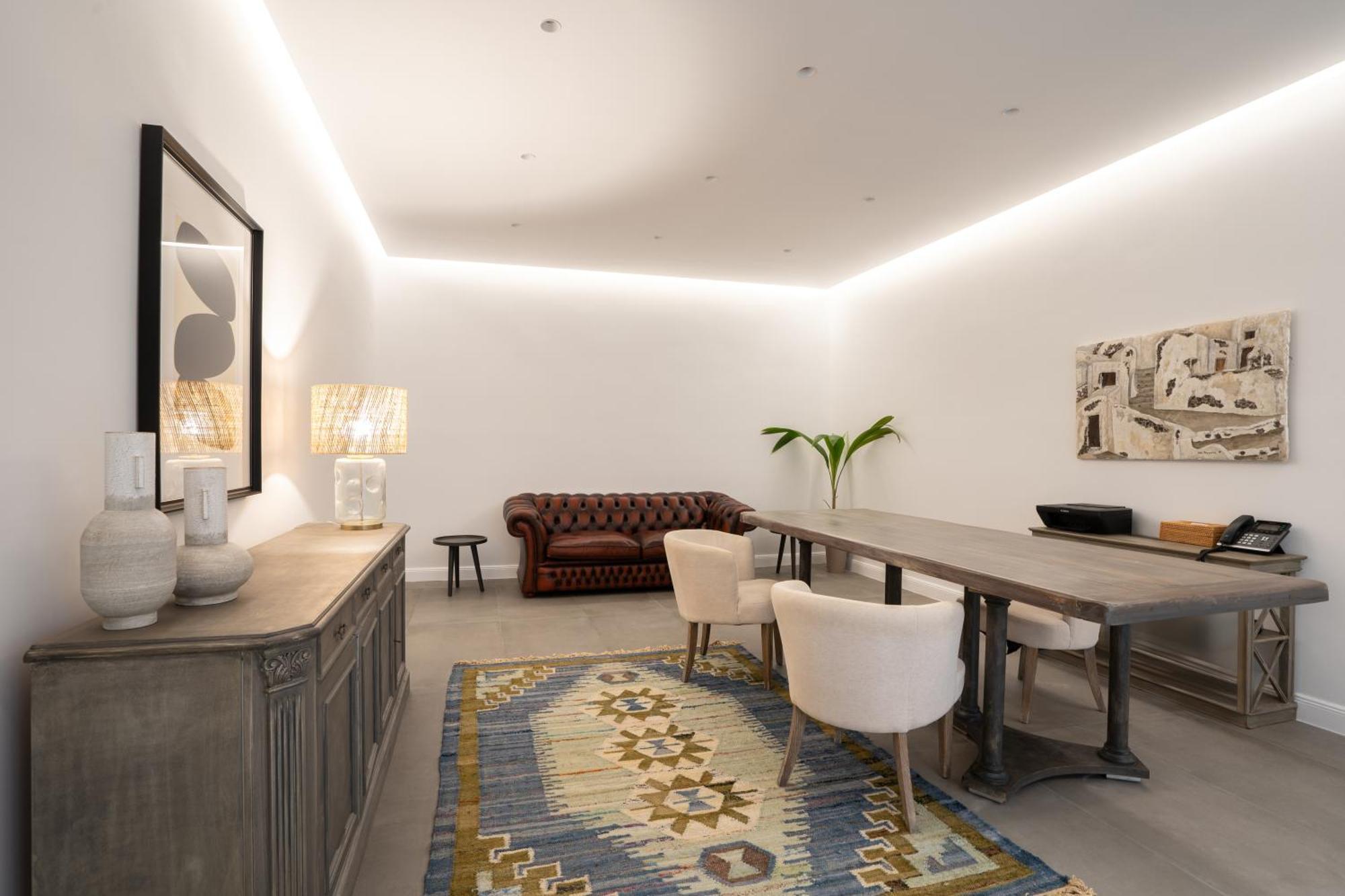 Nero Suites By Nomee Hospitality Group อิเมโรวิยอน ภายนอก รูปภาพ