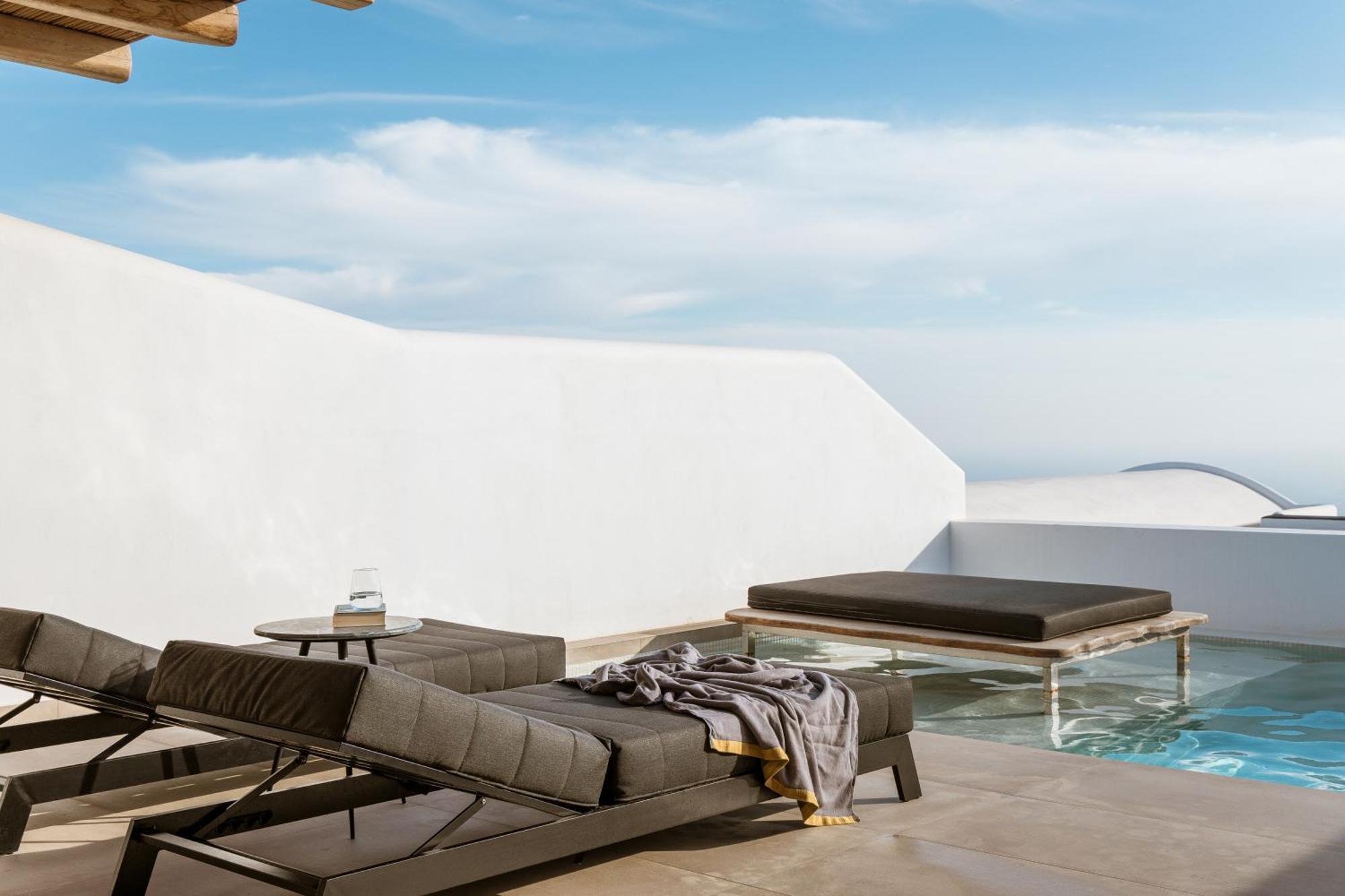 Nero Suites By Nomee Hospitality Group อิเมโรวิยอน ภายนอก รูปภาพ